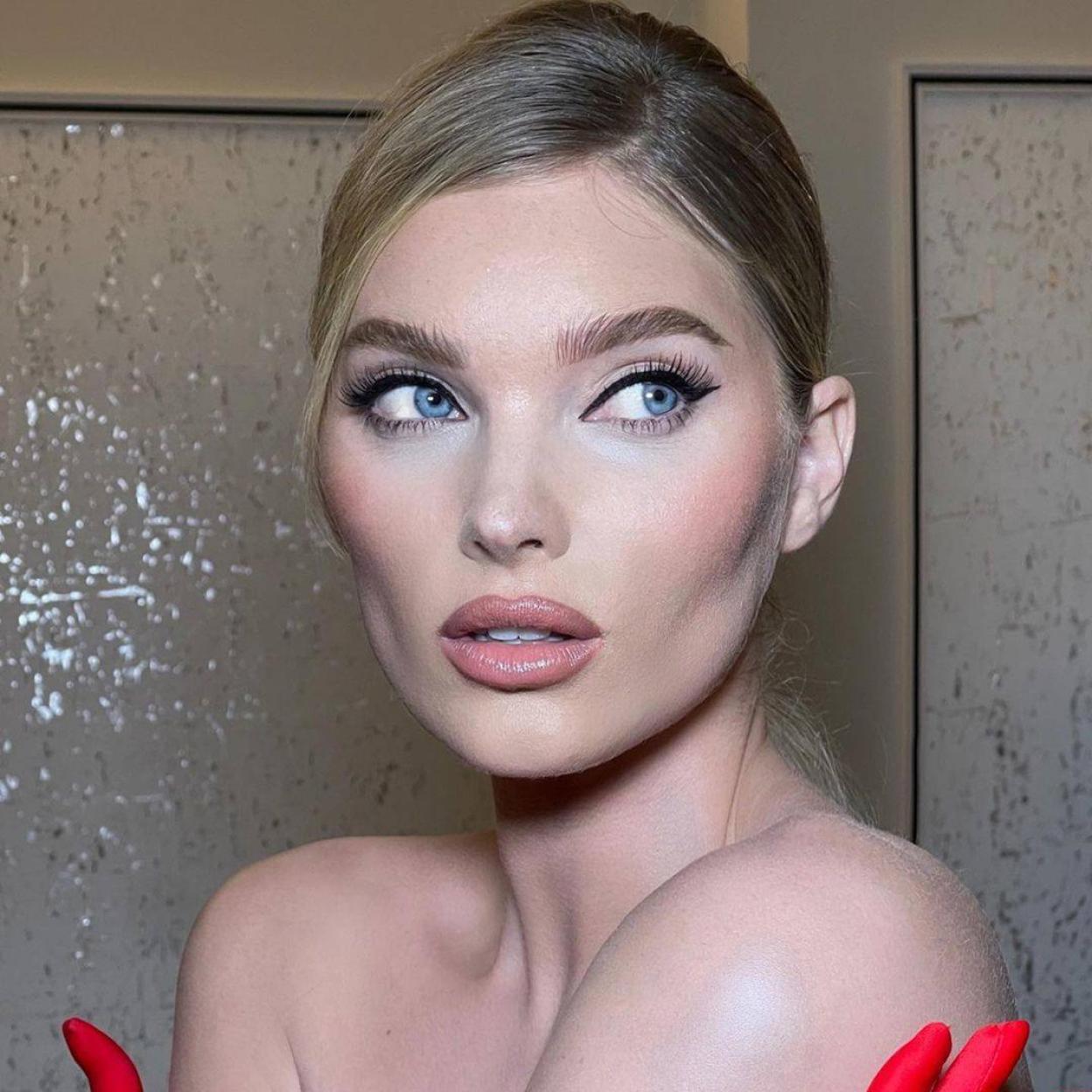 Pincha en la foto para ver paletas de maquillaje todo en uno para conseguir un efecto buena cara ahorrando tiempo, dinero y espacio