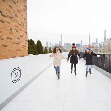 Imagen secundaria 1 - La pista de hielo de la azotea y el interiorismo de Jacques Grange en The Mark.