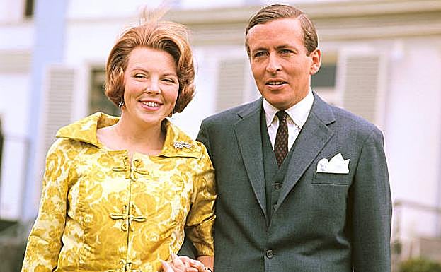 Se dice que Beatriz llegó a amenazar a su madre con una huelga de hambre si no aceptaba su compromiso con Claus.