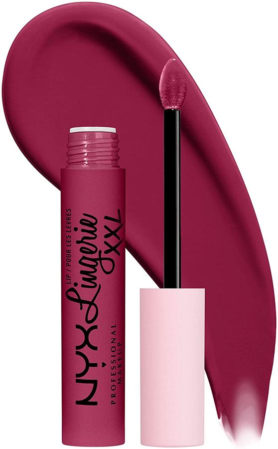 Su colección Matte Lip Lingerie se reinventa en un nuevo formato XXL de larga duración y que ultrapigmenta los labios en una sola pasada. Su tono Stamina es un rojo terracotta que tiende a nude y que cuenta con un acabado aterciopelado. (9,50 euros).