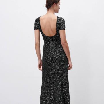 Imagen secundaria 1 - Estos son los vestidos de punto con lentejuelas que mejor sientan para ir cómoda, calentita y estilosa estas fiestas