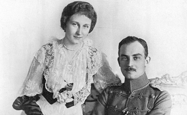 Segun Victoria Luisa lo suyo con Ernst August fue amor a primera vista.