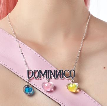 Imagen secundaria 1 - Anillos de colores y collares y pulseras con charms: la colección de joyas baratísimas made in Spain que arrasa entre famosas e influencers
