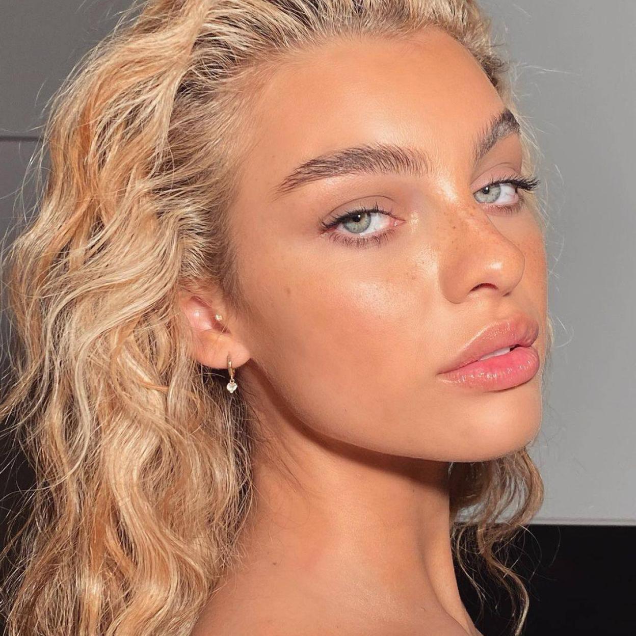 Pincha en la imagen para ver Estos son los 22 sérums faciales perfectos para empezar a utilizar a partir de los 50 años