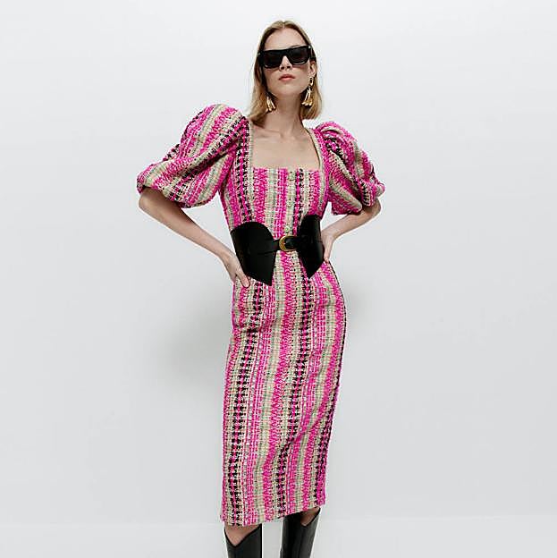 Imagen principal - La nueva colección rosa de Uterqüe tiene las prendas más románticas: del favorecedor maxi vestido con manga abullonada a la chaqueta acolchada retro