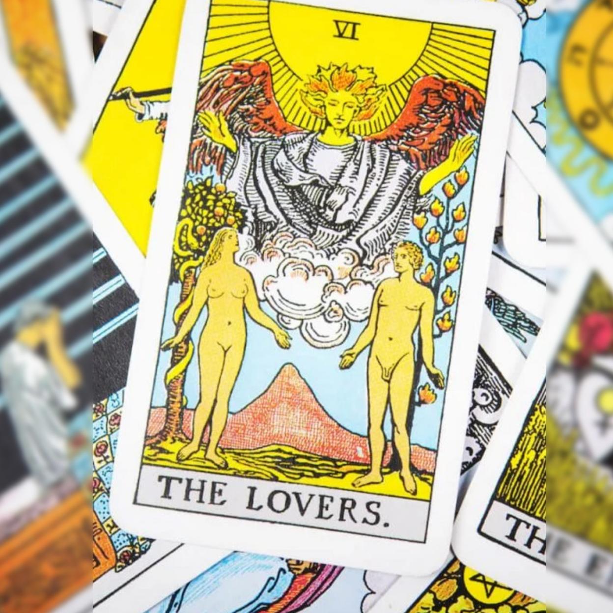 Carta del tarot de la semana: los Enamorados o Amantes (Arcano VI) llegan justo a tiempo para que te plantees tu vida amorosa en Navidad