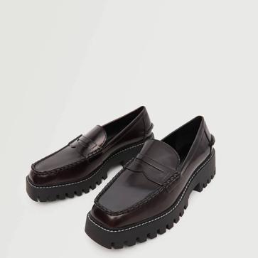 Imagen secundaria 1 - Con suela track o tacón: los mocasines tendencia del momento más chic y favorecedores con los que tienes que hacerte en rebajas