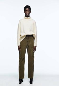 Imagen secundaria 2 - Los pantalones cargo son los más cómodos y estilosos de la temporada y aquí tienes los modelos en tendencia del &#039;low cost&#039; para ir a la última