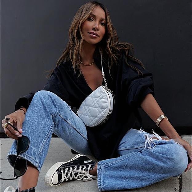 Imagen principal - Tenemos la copia low cost del bolso negro de lujo que le han traído los Reyes Magos a todas las famosas e influencers