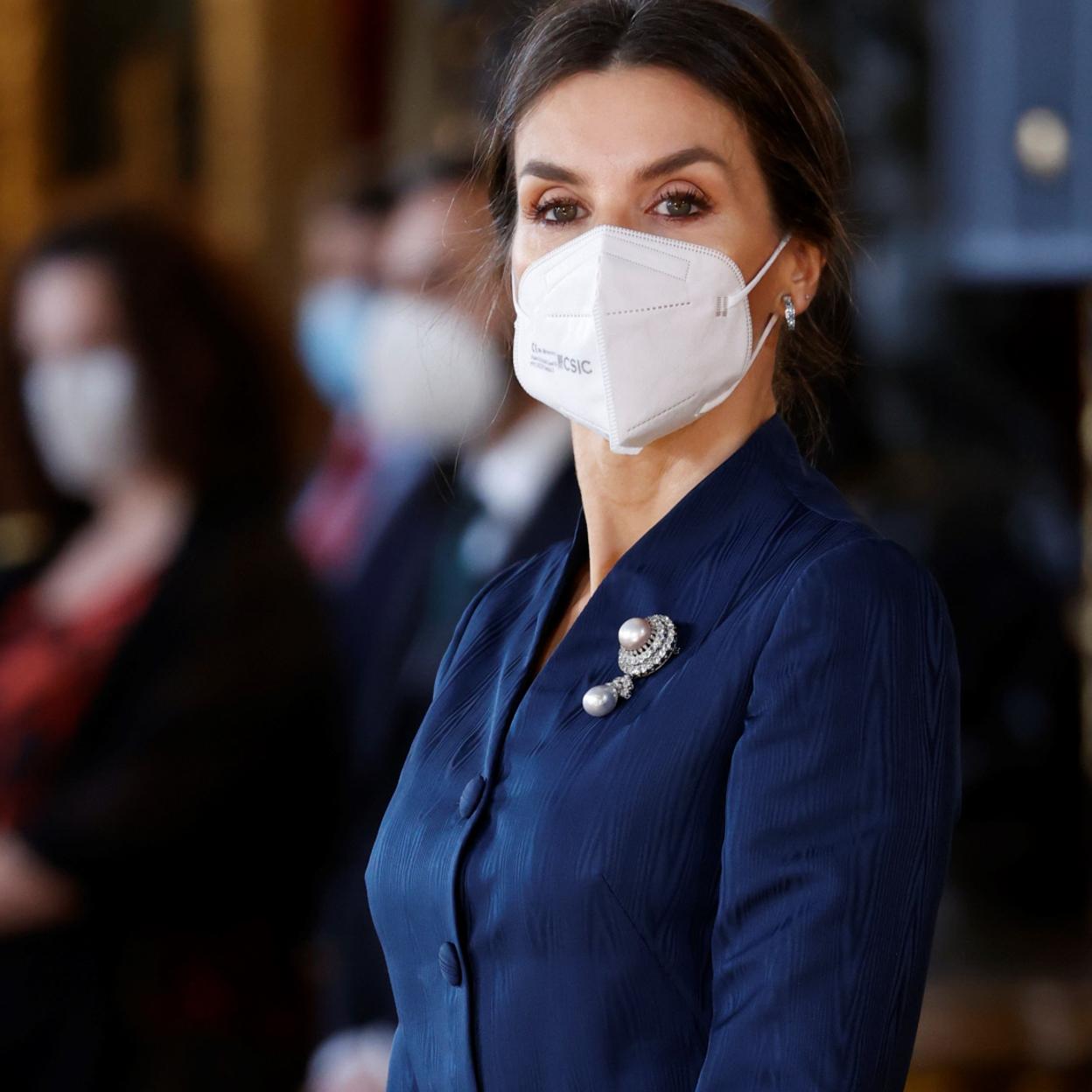 Pincha en al imagen para ver los accesorios que se van a convertir en tus favoritos de la temporada porque son perfectos para completar cualquier look.