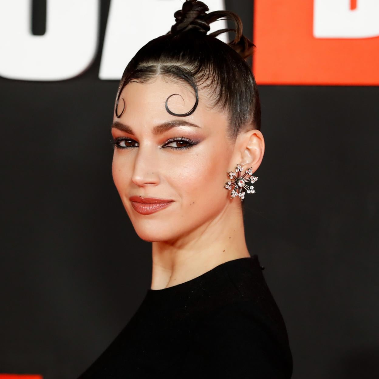 Pincha en la imagen para ver los mejores cambios de looks de las famosas que son pura tendencia y que nos inspiran para elegir corte y color en 2022.