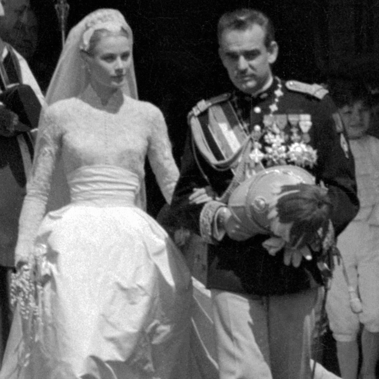 Pincha para ver la relación de Grace Kelly con sus hijos Estefanía, Alberto y Carolina de Mónaco: dramas, secretos y muchos problemas