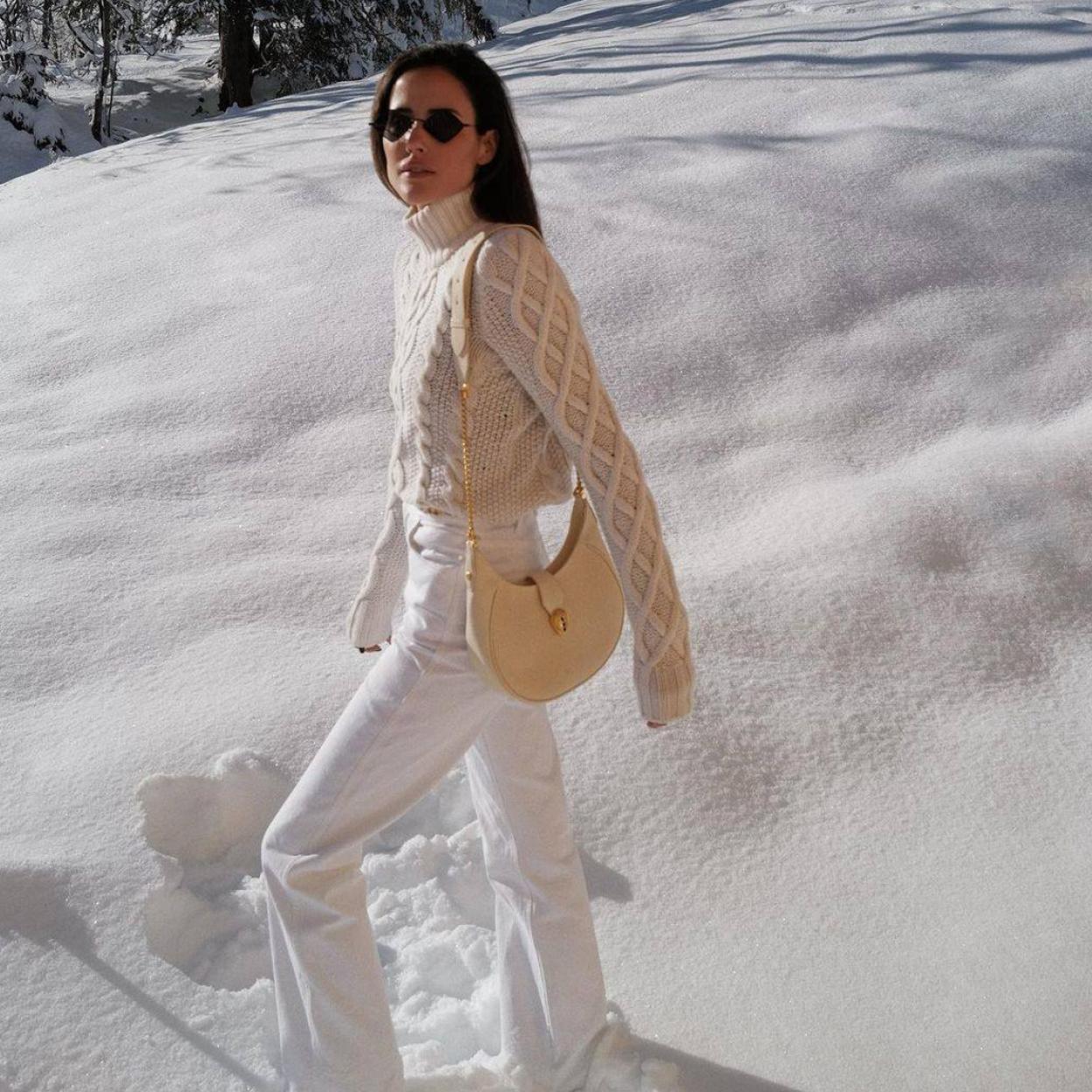 Pincha en la foto para ver los pantalones jogger que te van a enamorar porque son tan cómodos como bonitos