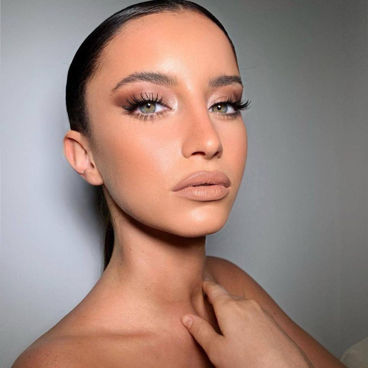 Pincha en la imagen para ver Cremas para cuello y escote que ayudan a recuperar la firmeza y acabar con las arrugas