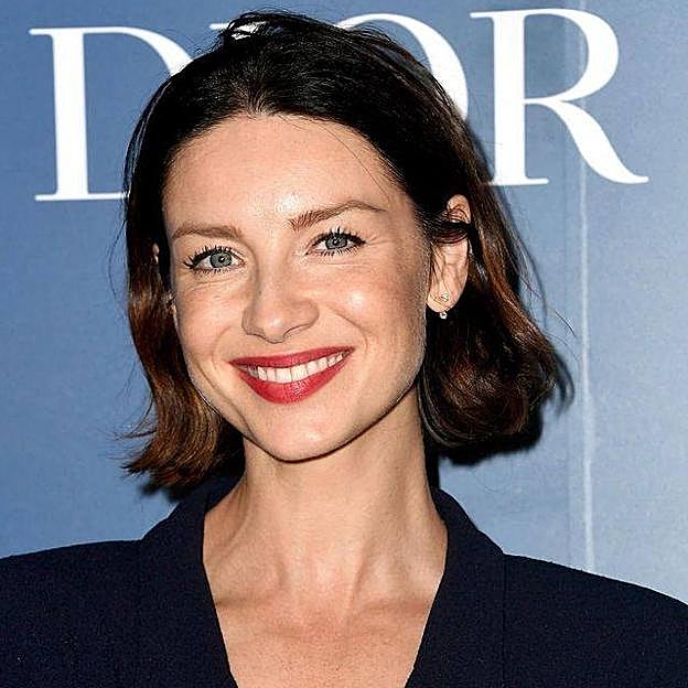 La base de maquillaje-sérum hidratante favorita de las francesas de más de 40 años que deja una piel natural y muy luminosa