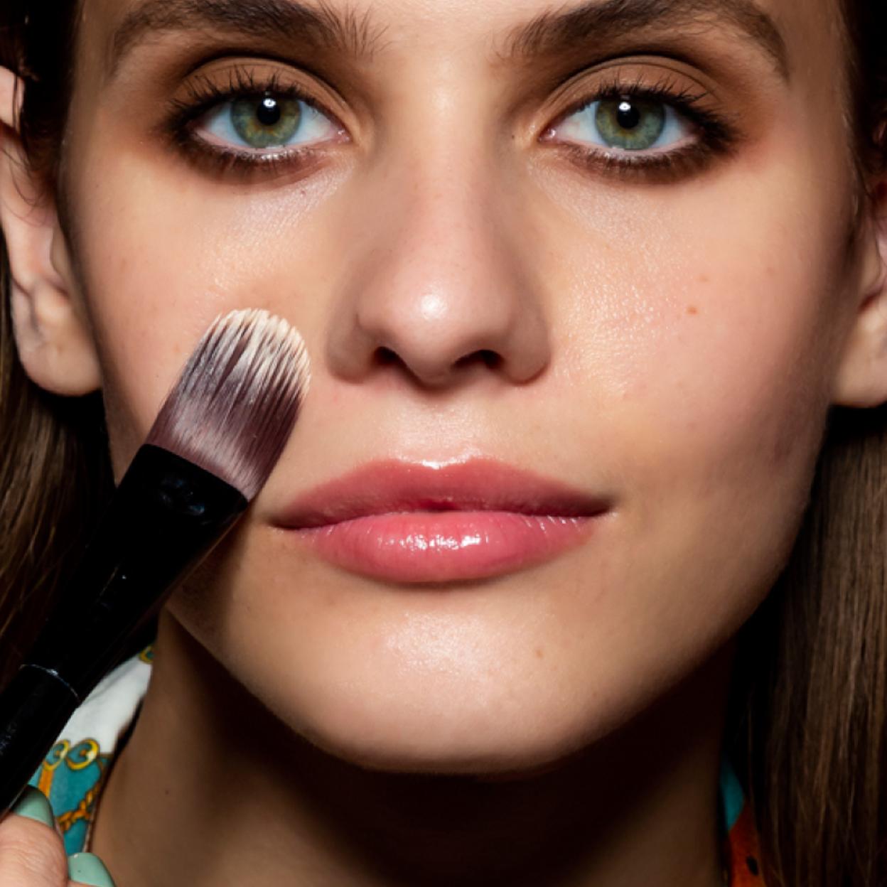 Pincha para ver las paletas de maquillaje todo en uno para conseguir un efecto buena cara ahorrando tiempo, dinero y espacio en la maleta.