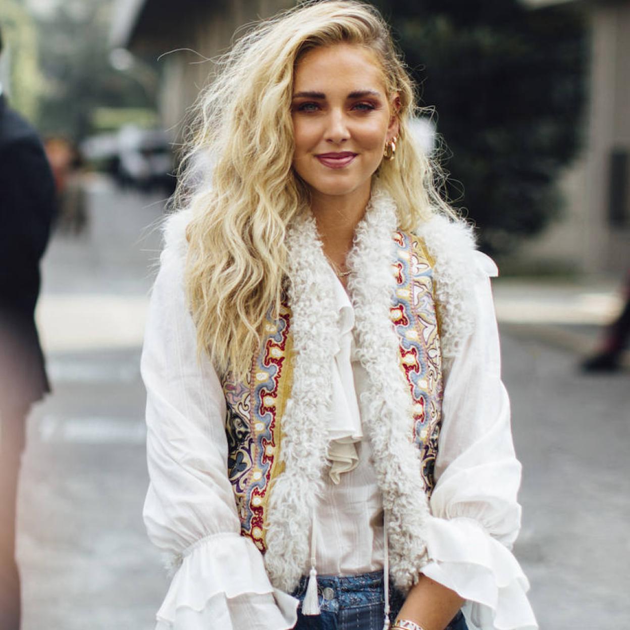 Pincha en la foto para ver las firmas francesas que adoran las influencers (para hacerse pasar por parisinas)