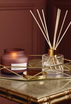 Imagen secundaria 2 - Velas aromáticas y sticks de esencia de Primark Home, entre 0.80 y 3.50 euros.