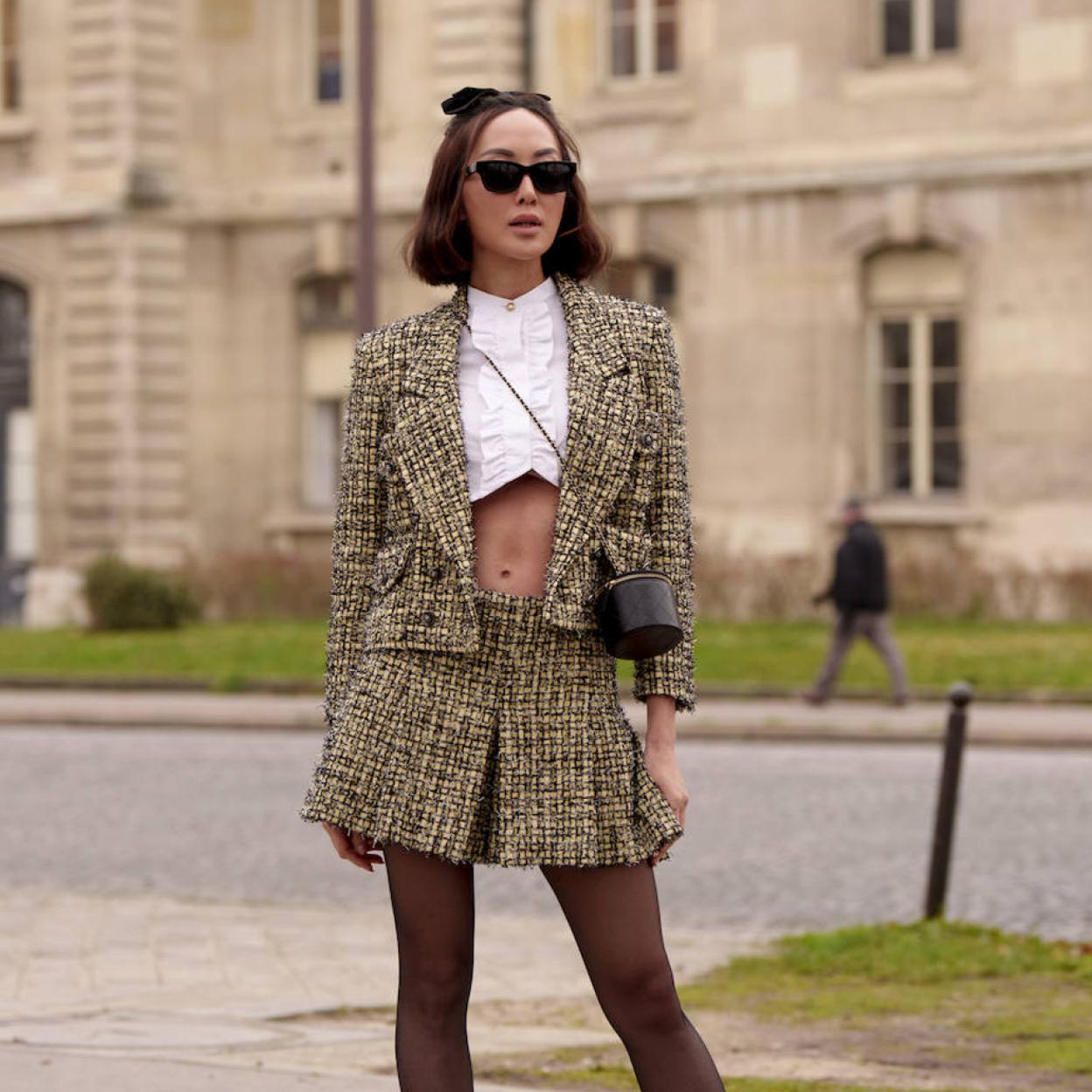 Pincha en la foto para ver las blazers que hemos fichado para las rebajas y van a elevar cualquier estilismo con pantalones y faldas