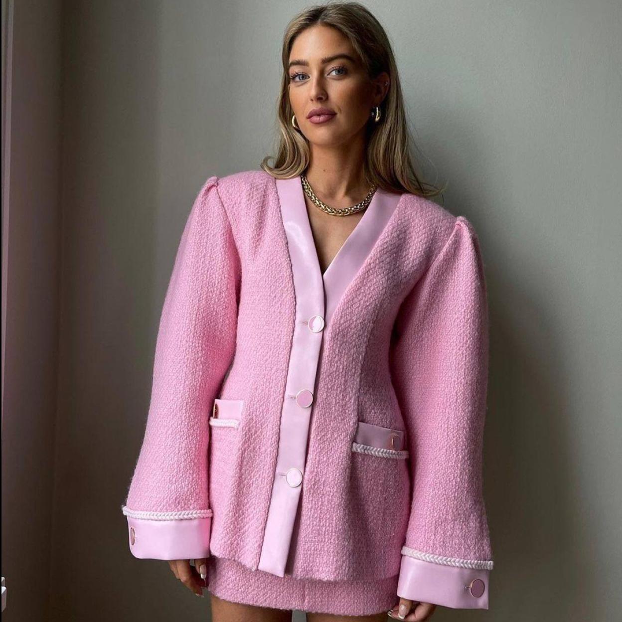 Pincha en la imagen para ver Los cárdigans de punto perfectos para estrenar ahora y convertirse en los protagonistas de tus looks de primavera