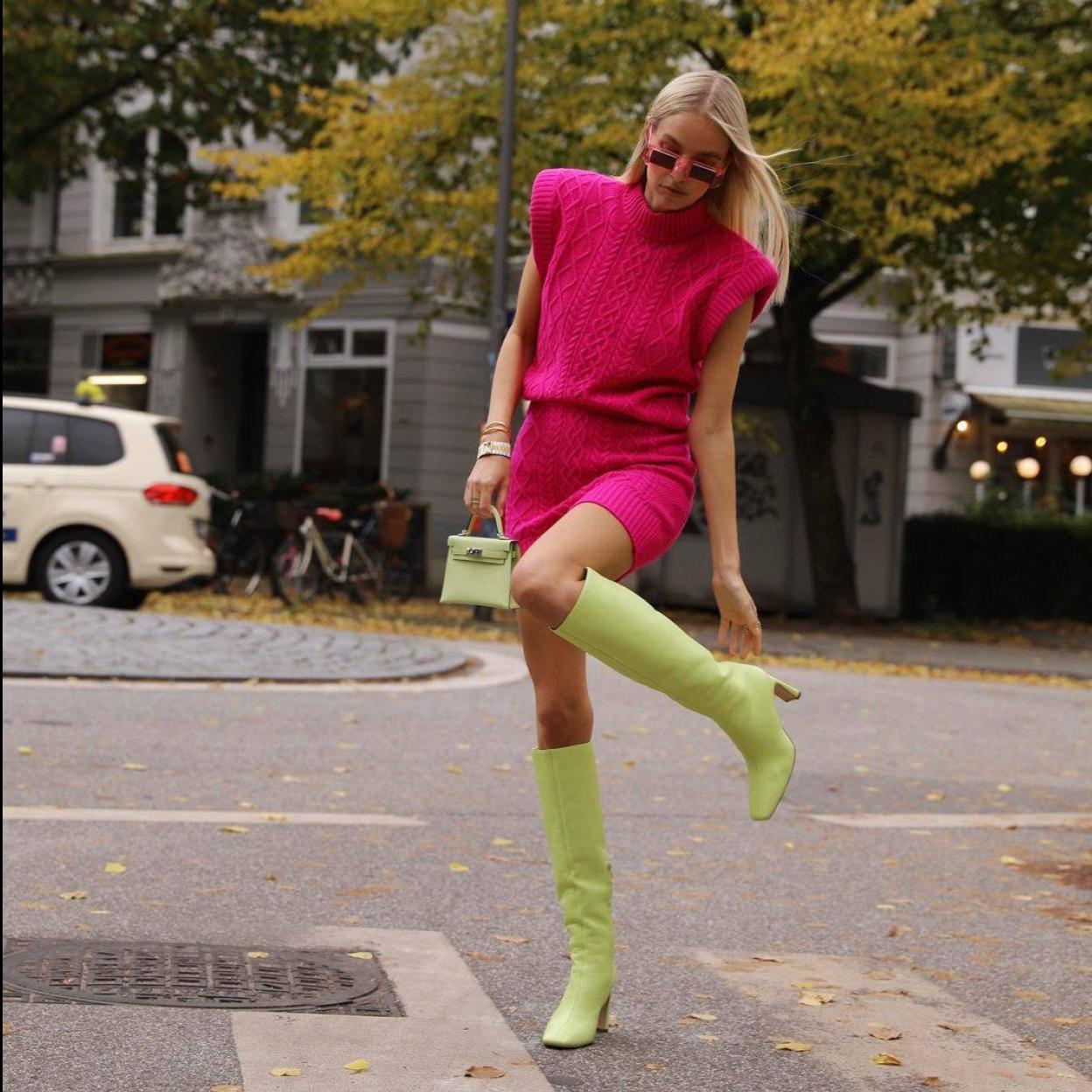 Pincha en la imagen para ver Las botas y botines más bonitos de la temporada están Uterqüe y hemos fichado estos 7 para las rebajas