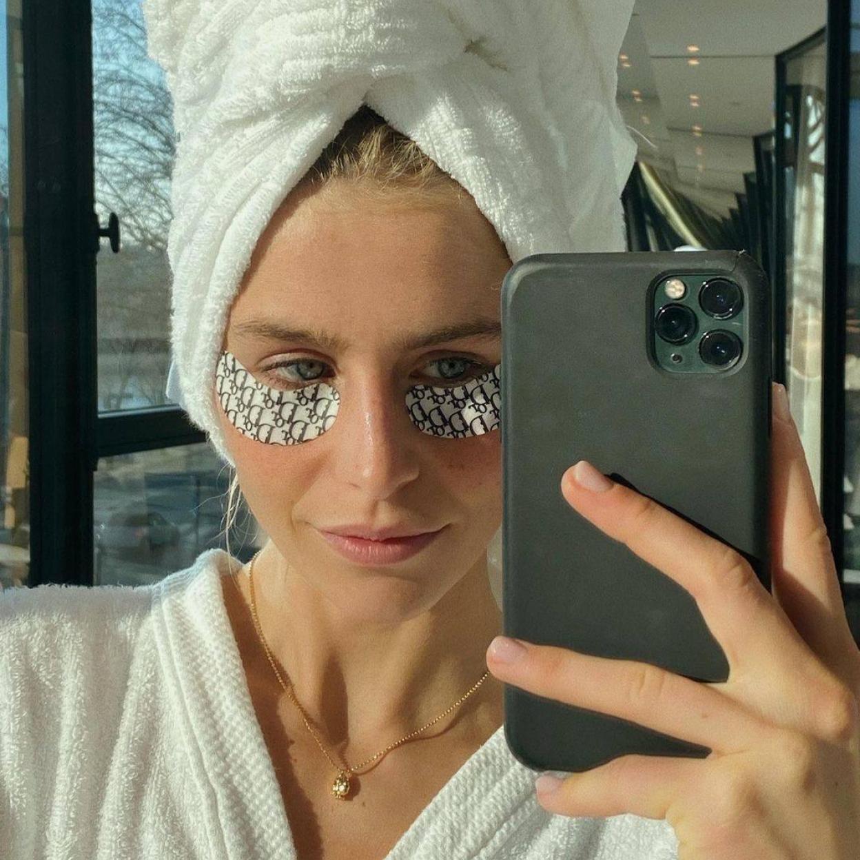 Pincha en la imagen para ver Cremas y sérums para combatir las ojeras, acabar con las arrugas del contorno de los ojos y conseguir una mirada radiante