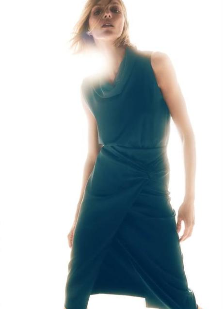 Imagen - El conjunto está formado por un top y una falda