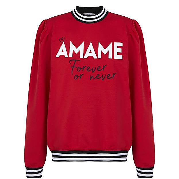 Imagen principal - Sudadera de de Cocolebrel, sneakers de Exé Shoes y pantalones de Brownie