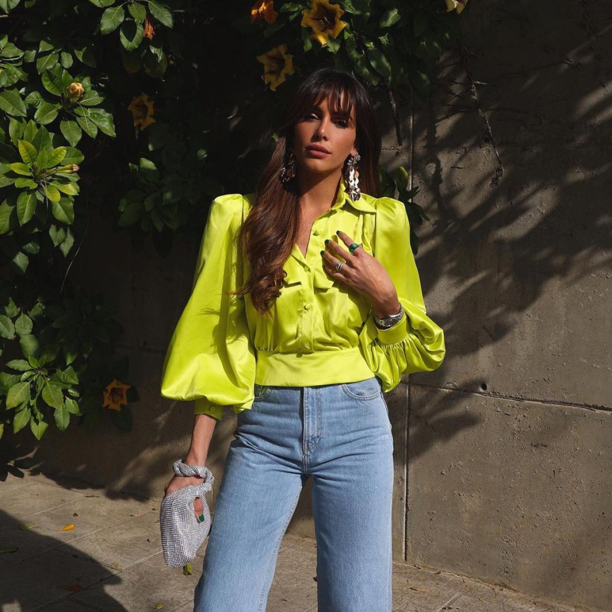 Pincha en la foto para ver los básicos en verde que hemos fichado para sumarnos en las rebajas al color tendencia de la temporada. 