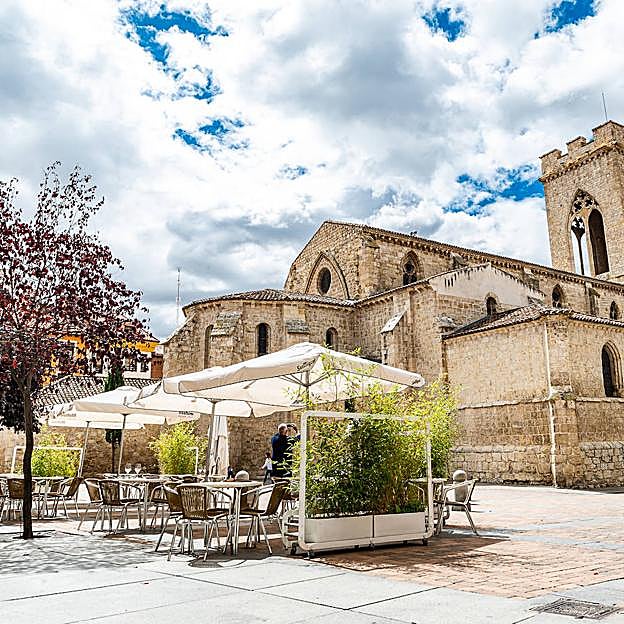 La Barra de Villoldo es la sucursal en Palencia.