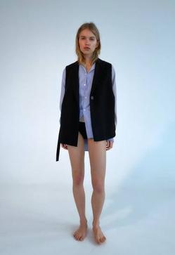 Imagen secundaria 2 - Necesitas un chaleco para elevar la elegancia de tus looks esta primavera y aquí tienes los más bonitos del low cost