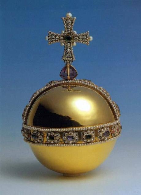 Imagen - El orbe es un elemento cristiano de autoridad que significa el dominio de Cristo sobre el mundo y simboliza el papel de defensor de la fe del monarca. 