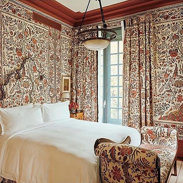 Imagen principal - Las combinaciones de textiles y papeles pintados más arriesgadas y geniales de Gastón y Daniela.