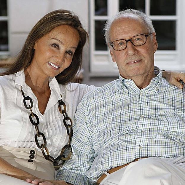 Cómo Isabel Preysler se enamoró de Miguel Boyer: divorcio con Carlos Falcó, una sociedad atónita y un matrimonio muy duro marcado por la enfermedad que duró casi 30 años