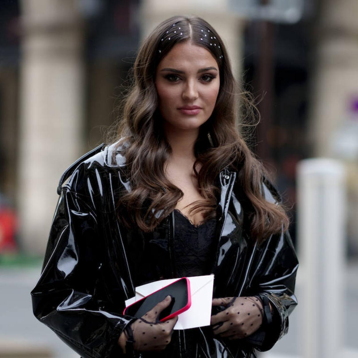 Pincha en la imagen para ver Hay vida más allá del champú y el acondicionador para acabar con el encrespamiento: ficha estos aceites y sérums para el pelo