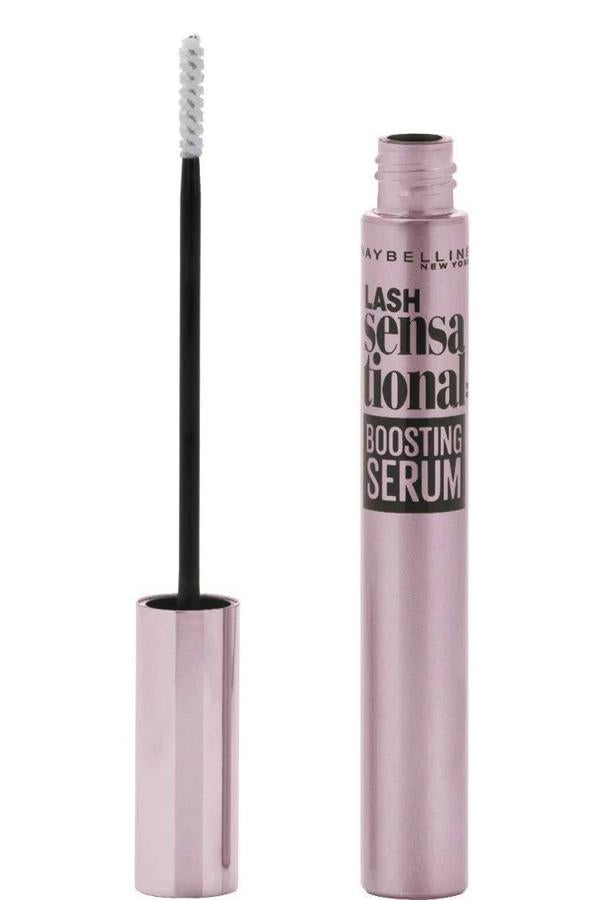 Después de cuatro semanas de uso, tus pestañas se verán más densas y más largas gracias a Boosting Serum Lash Sensational. Su fórmula cuenta con arginina y provitamina B5 que proporciona flexibilidad, brillo y suavidad a las uñas. Además, su cepillo las nutre desde la raíz. 