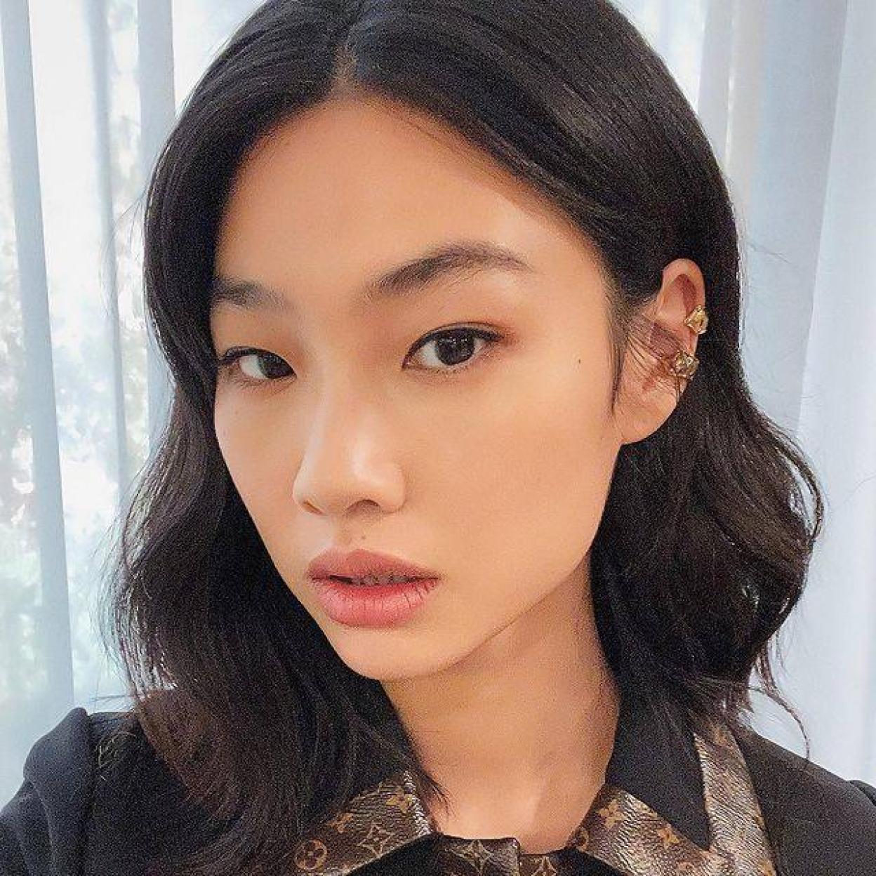 Pincha en la imagen para ver Parches para ojos y labios, el remedio antiedad extra para prevenir las arrugas finas que más envejecen el rostro