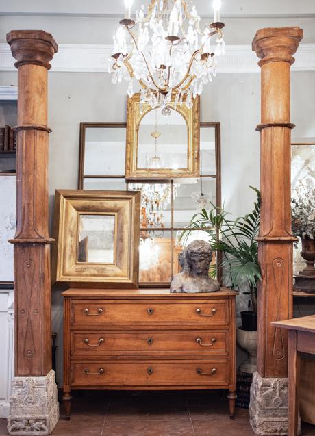 Imagen - En El Jueves buscan por encargo piezas para sus clientes.