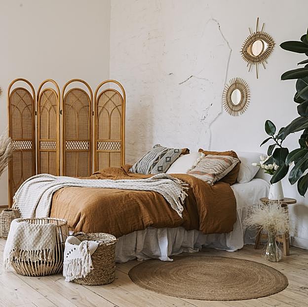 Las ideas más bonitas de Pinterest para copiar el estilo Earthy que arrasa entre las influencers, así es la tendencia más cómoda y natural para decorar tu casa