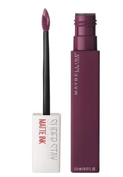 Imagen secundaria 2 - Rouge Interdit Vinyl de Givenchu Beauty, Stylo Yeux Waterproof de Chanel (27 euros) y SuperStay Matte Ink de Maybelline New York (8,99 euros).