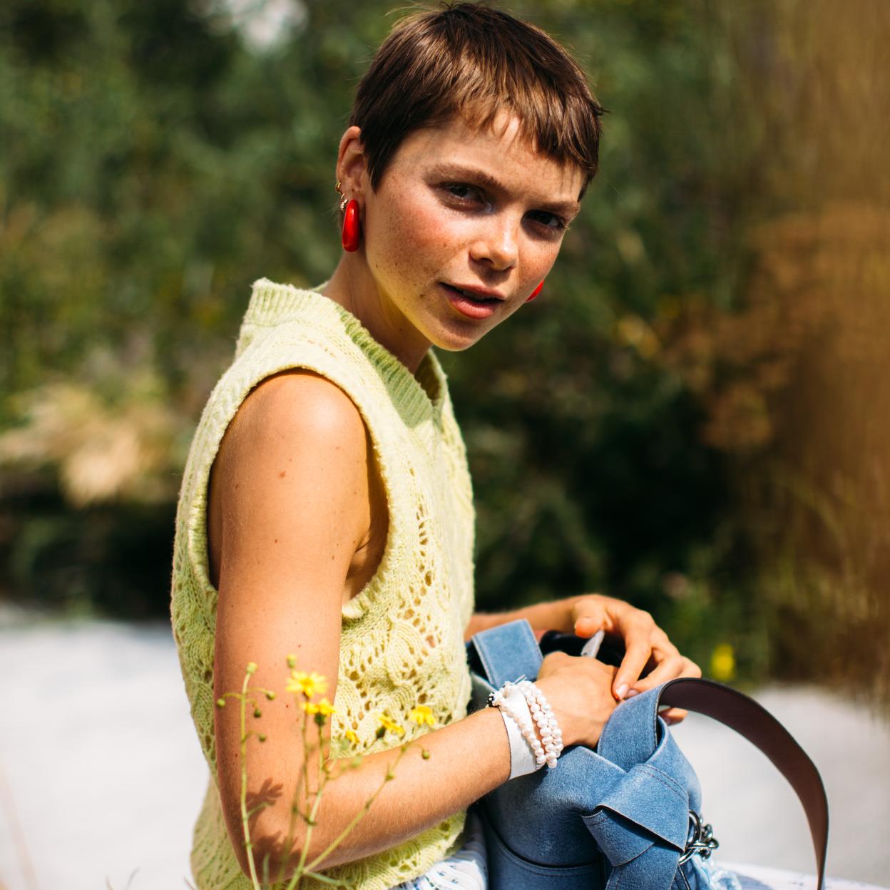 Tres concentrados de vitamina C que son la mejor solución para las pieles secas, apagadas y sin brillo