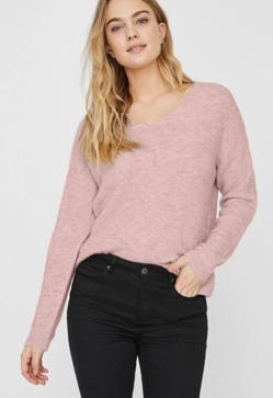 Imagen secundaria 2 - Los jerséis son de Vero Moda