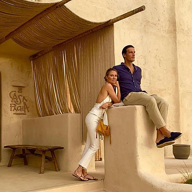 La discreta vida de Rafael Medina con Laura Vecino después del escándalo con Karolina Kurkova: se separaron por la modelo, volvieron juntos, se casaron y ahora viven felices