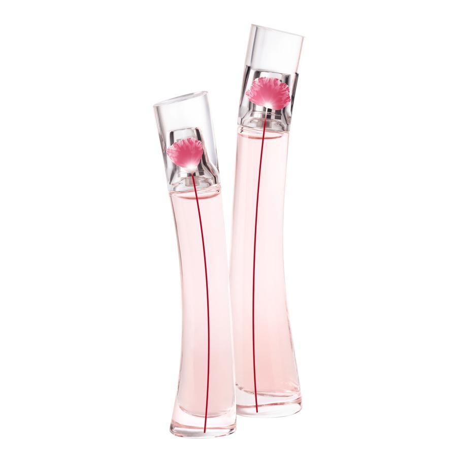 El frasco más icónico de Kenzo escribe un nuevo capítulo con Poppy Bouquet. Un eau de toilette que es un soplo de aire fresco y primaveral para uno de los aromas más conocidos de la casa. En el corazón de la fragancia, encontramos una invasión floral entre la que destacan el jazmín, la gardenia y la rosa. (54 euros)