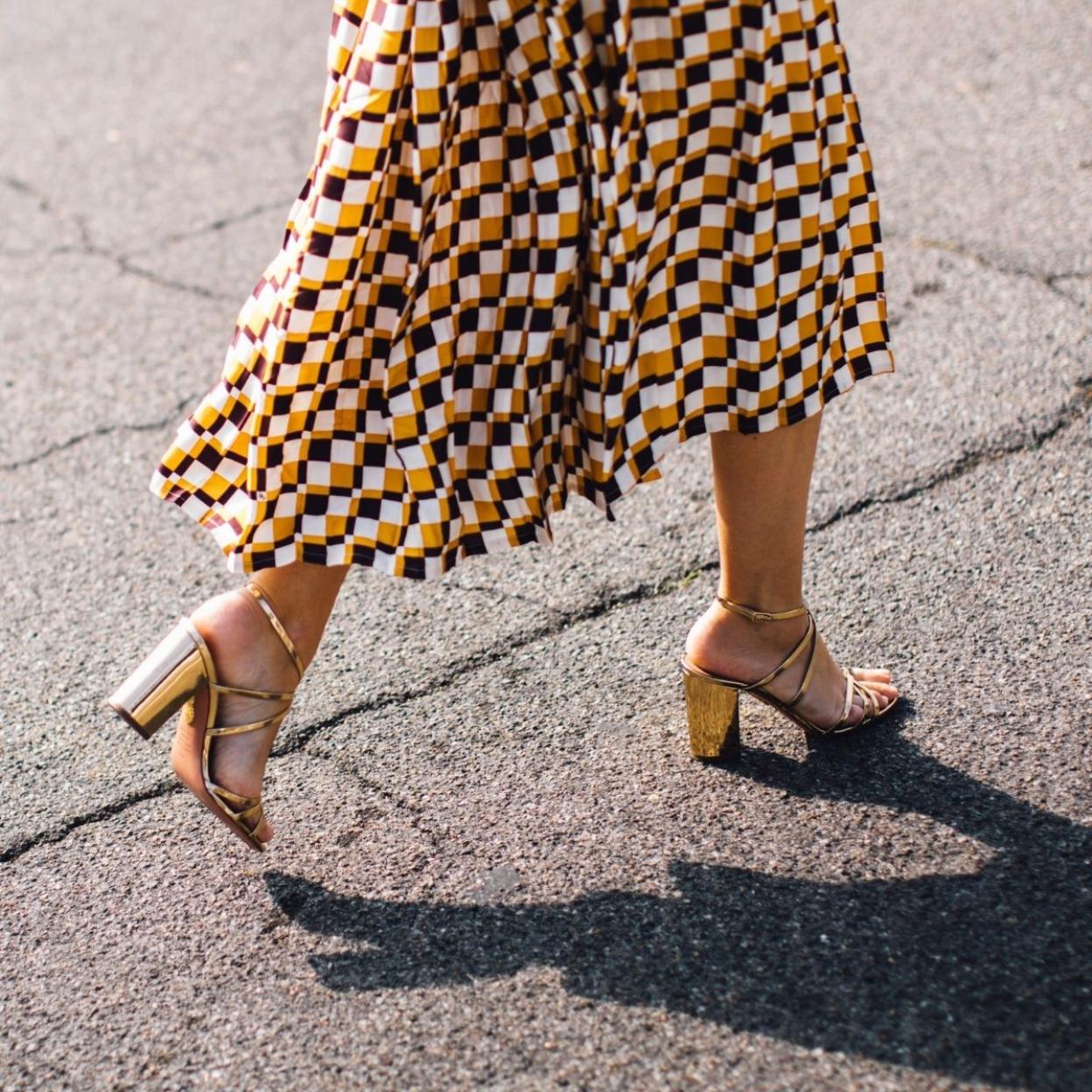 Pincha en la imagen para descubrir los mejores vestidos de invitada para deslumbrr esta temporada.