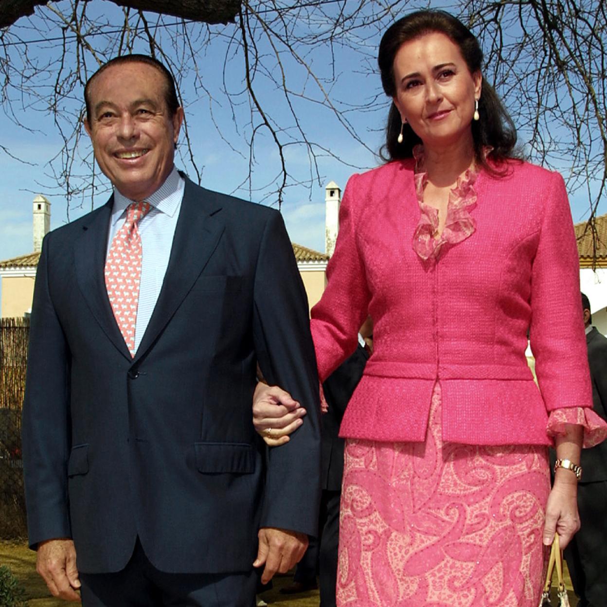 Curro Romero y Carmen Tello el día de su boda civil.