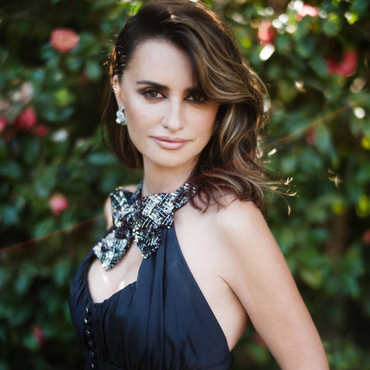 Pincha en la imagen para ver las mejor vestidas de los Oscars 2022: los looks y vestidos de las famosas más espectaculares de la alfombra roja.