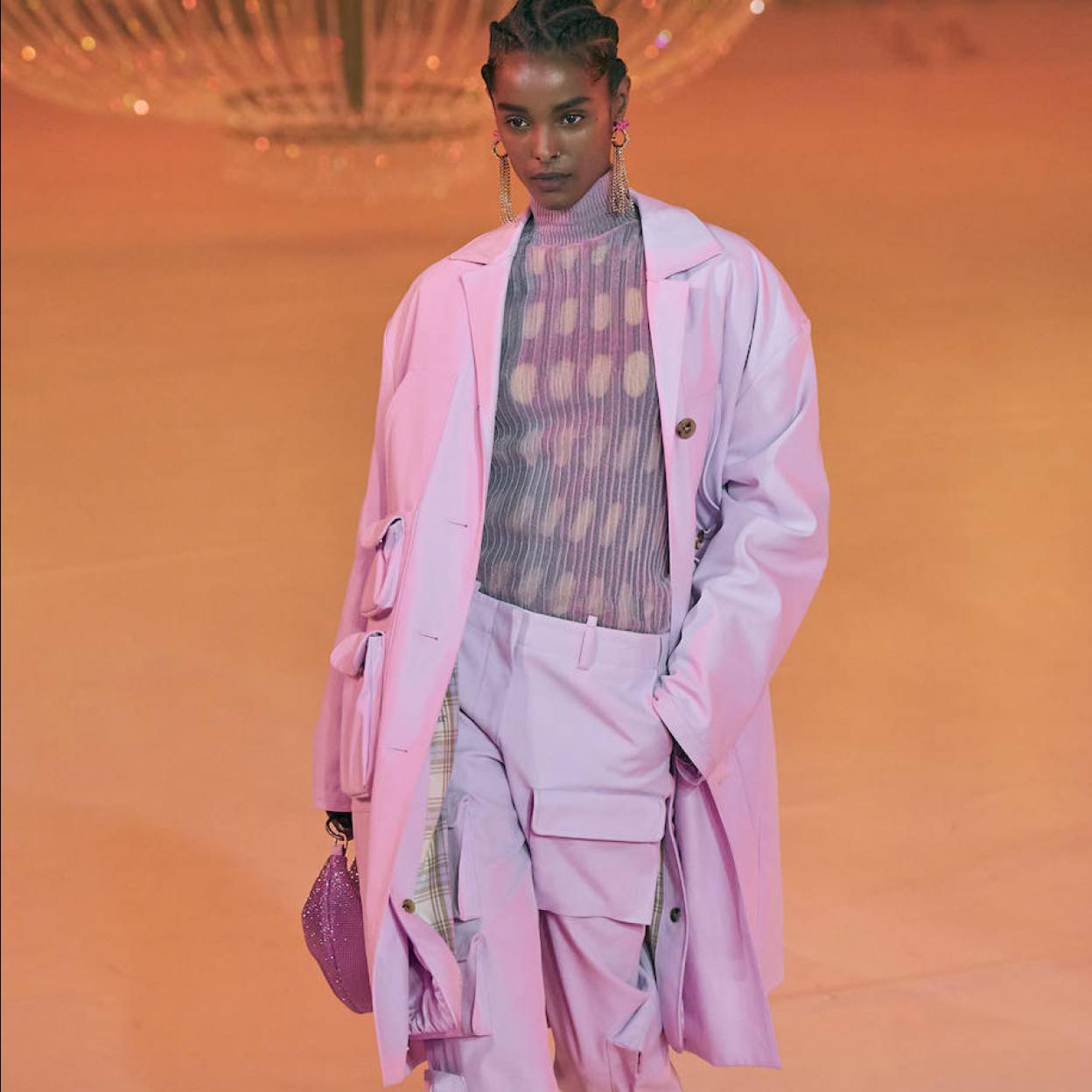 Pincha en la foto apra ver nuestros favoritos en rosa pastel, el color que más rejuvenece de la primavera