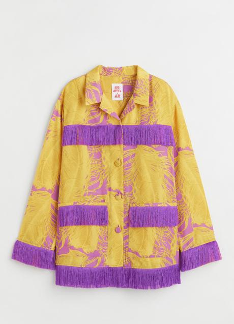 Imagen - Están todas agotadas, pero la chaqueta se hace en un amplio rango de tallas, desde la XS hasta la XL: Cuesta 79,99 euros.