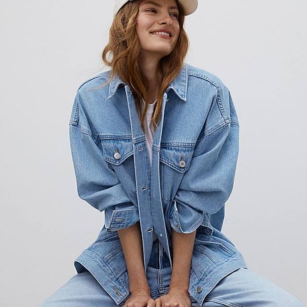 Imagen principal - Estas son las cazadoras básicas elegantes (y fondo de armario perfectas) que conjuntan con todos tus looks